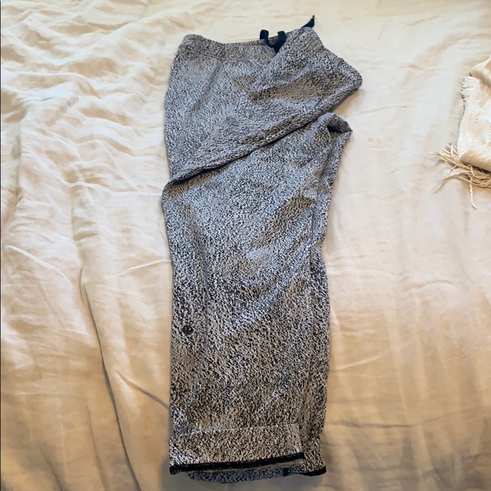 Lululemon city pant size 10